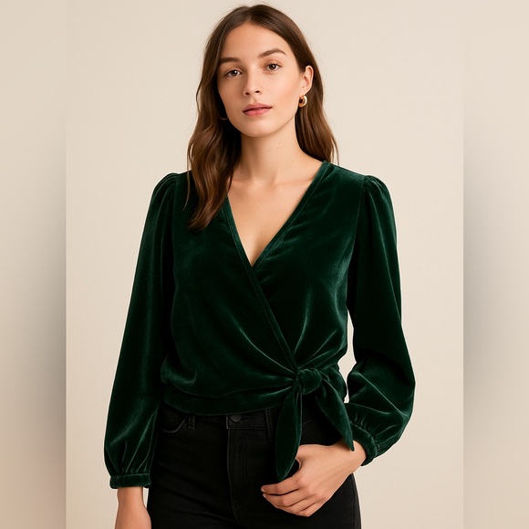 Madewell Tops - Madewell Velvet Wrap Blouse in Rich Green Size Medium